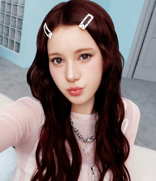 【文春】ミセス若井滉斗(29)とNiziU・NINA(20)が熱愛！グラドルだけじゃない、国民的バンドのモテ男と人気アイドルの衝撃愛を撮った