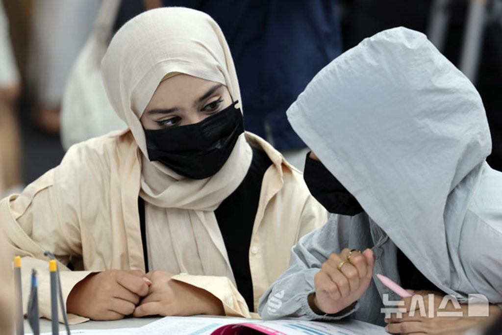 【政府】国外に居住する外国人への児童手当支給、2027年以降に停止の方針