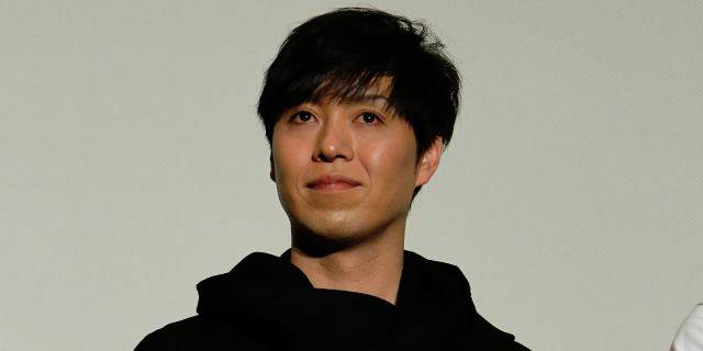 【モラハラ】女装で一世を風靡したIZAM、元グラドルの妻に「胸元が空いている。白いスカートも透けるからダメ」と服装に強い口出し　娘にも「スカートが短すぎる」と言い、そのままゴミ箱へ捨てる⇒ 元旦離婚