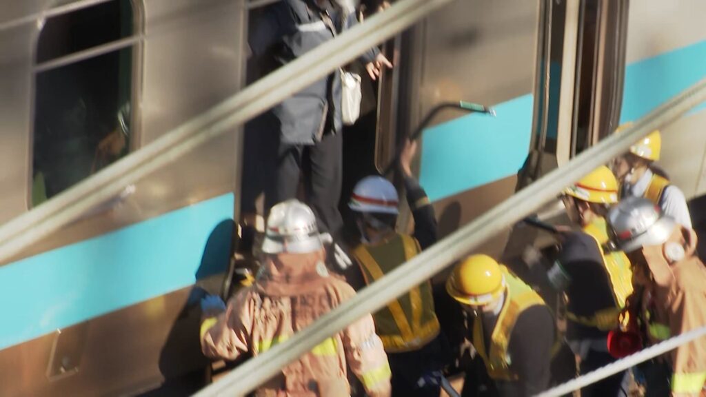 JR京浜東北線の停電　駅では「田町駅付近で車両より爆発音」のアナウンス