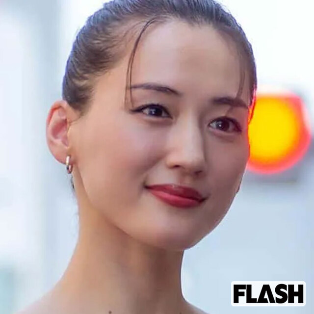 【きのこ雲ランプ】 「K-POPアイドル」、紅白出場をNHKが明言…「大伯母が被爆者」の司会・綾瀬はるかとの共演に疑問