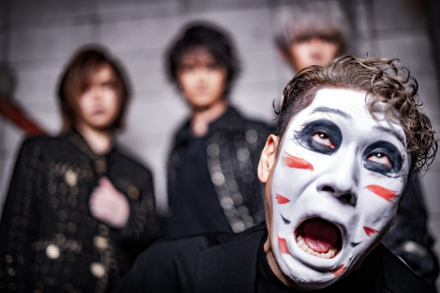 【MステSUPER LIVE】金爆、恒例流行語バージョンでカオス状態 ミャクミャクも歌唱で視聴者「あんな声だったんだ」