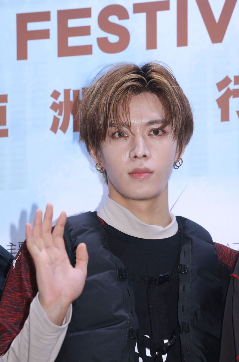 【差別されている】韓国での待遇が物議に、“クビの危機”も明かし…NCT127日本人メンバー・ユウタ(30)“本当の評判”
