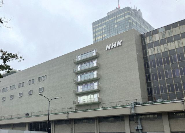 「NHKのど自慢」が六本木開催　しかも会場がテレ朝の真横の六本木ヒルズアリーナのカオス　テレ朝社屋何度も大映り