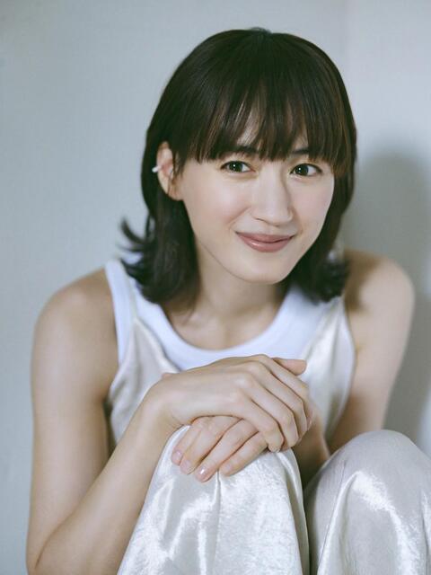 【NHK】『紅白歌合戦』オープニング企画を発表！　綾瀬はるかが「花は咲く」を歌唱　今田美桜＆前田敦子が「春一番」を歌唱