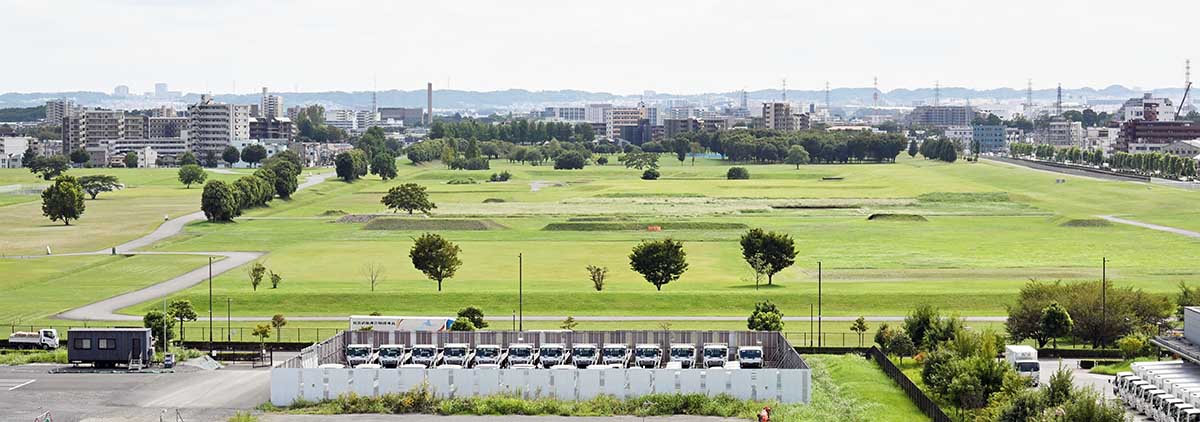 日産村山工場跡地　今も緑化地として公園のまま使途は決まらず剪定整備だけが行われている