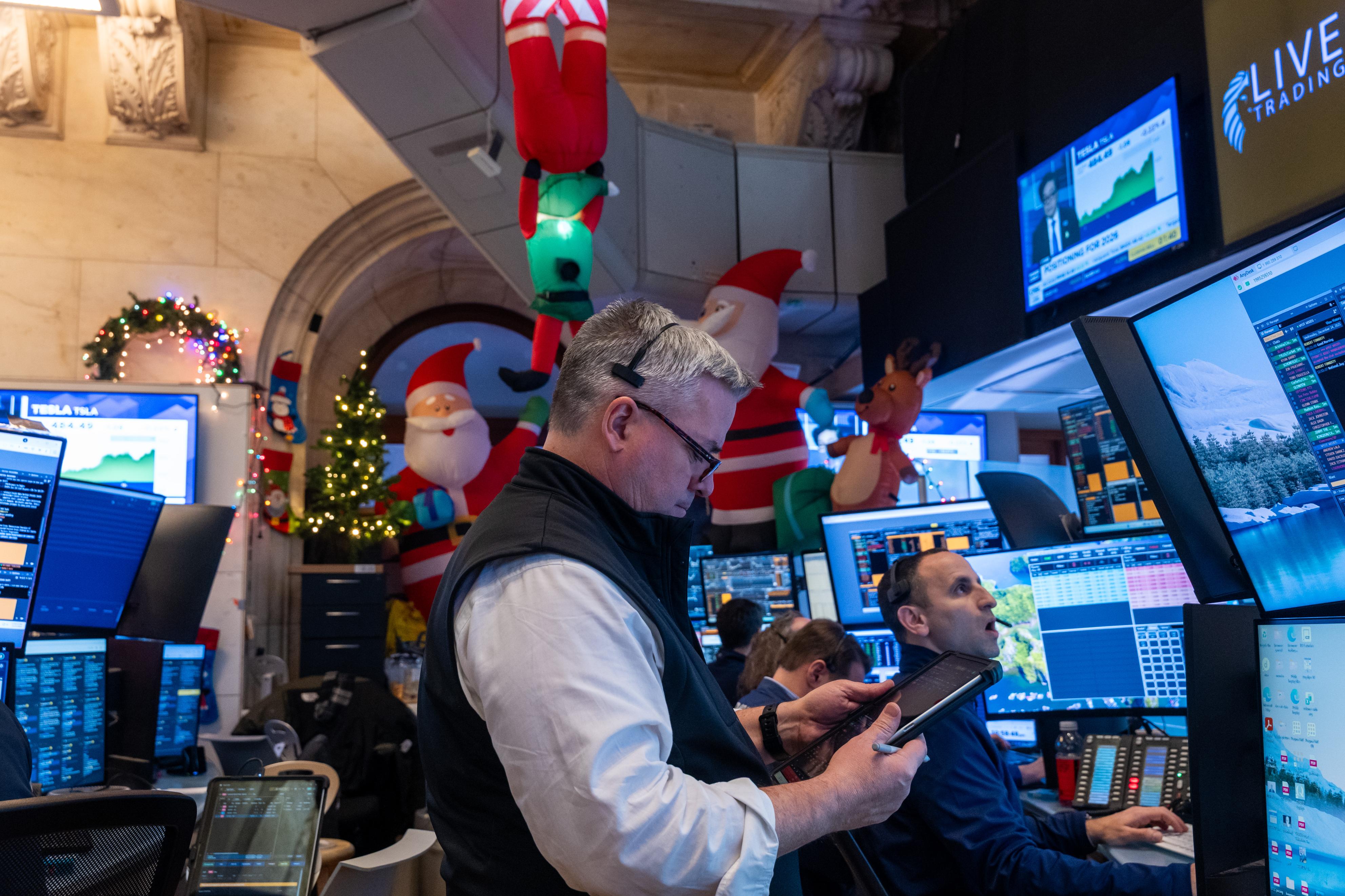 NY株続伸、終値の最高値更新　米利下げ継続期待で全面高