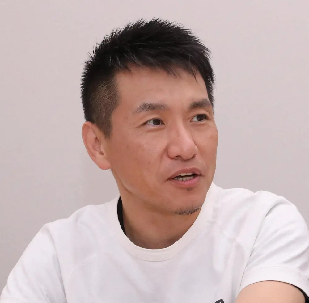 ますおか増田英彦、飲食店のQR読み込み注文方式に対応できず「メニューないですって…壁とか黒板でいいからメニュー貼って」