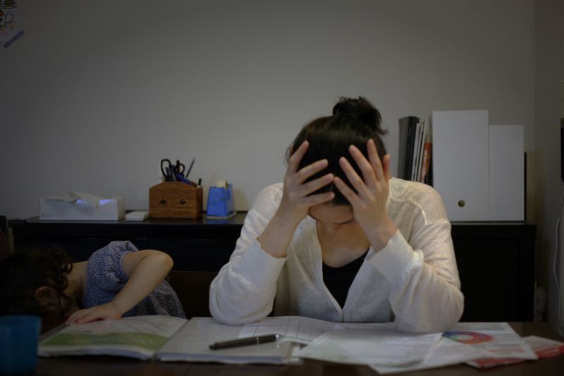 【困窮ひとり親】「暖房を極力使わず過ごす」年末年始に家計苦しい家庭が約8割