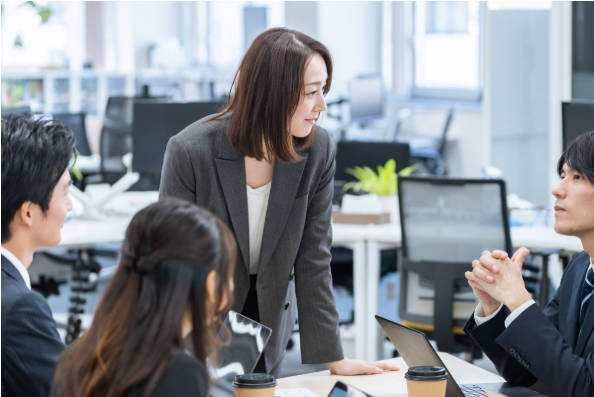 女でも上場企業なら20代のうちに年収700万突破するらしい…すごい世界だな