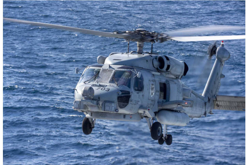 【米海軍】26日、MH60Rヘリコプター1機と、FA18戦闘攻撃機1機が同日、それぞれ南シナ海で墜落