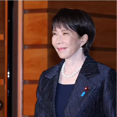 若い世代に「サナ活」が大人気!高市早苗首相を「サナ」と呼びボールペンまで同じものを買いそろえる