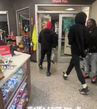 【アフリカ系犯罪】アメリカのコンビニ「Wawa」が次々と閉店している理由