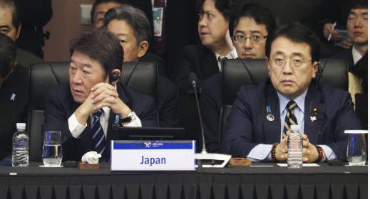 茂木外相「共同通信さん、その質問私が冒頭に話した内容とほぼ同じですよね…?」