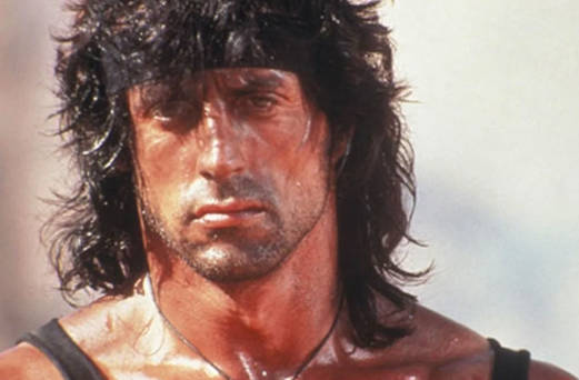 足が足がねえンだ！←映画化。ランボー前日譚を描く。ヘリも飛ばし戦車も操り100万ドルの兵器も登場か