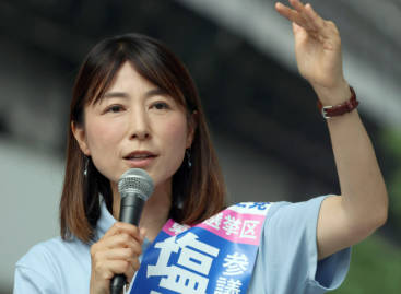 立民・塩村「なぜ高市内閣には女性が2人だけなのか」　高市「私を入れて3人です。しかも史上初の」