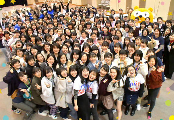 高校生なりたい職業「教員」首位　10年連続、ベネッセの意識調査