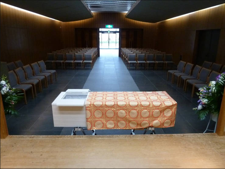 京都の僧侶、直葬が当たり前になってきて困惑　「身内がいるのに、葬儀をせえへんのか」