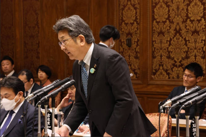 立憲「確かに通告遅い人もいなくはありませんが、ギリギリまで状況見極めたり質問詰めたりしてるので」