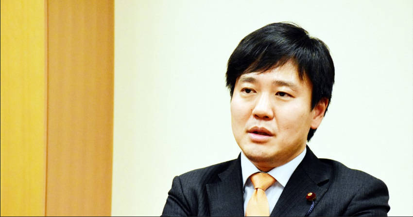 立憲・本庄議員「朝3時に勉強会をやる必要はないし、やるなら資料を自宅に届けてやれば」