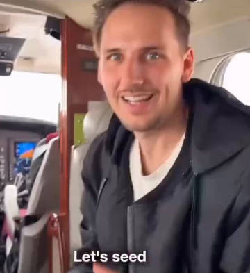 真偽不明【陰謀論から真実へ】ケムトレイルの散布を配信