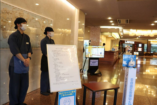 国内ホテル、既にキャンセルも　訪日客関連業界、事態見守る