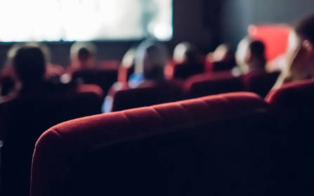 恋愛ドラマの鉄板ネタが消える？「チケット余っているんだけど」　映画業界から消えゆくあのチケット「映画の前売券？知らないです」