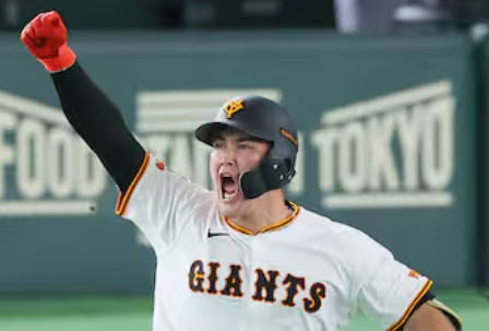 リチャード、結婚を発表