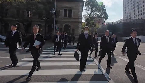 しばき隊さん「斎藤を辞めさせろ！」と訴えかけて県議たちにドン引きされる