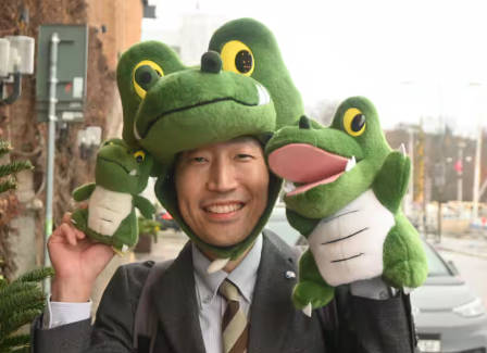 【🐊】ノーベル賞授賞式、大阪大公式マスコット「ワニ博士」も坂口特別栄誉教授に同行し現地入り