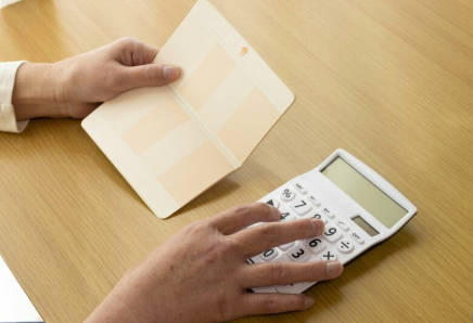 【老後】本当に必要な「老後資金」は490万円だった　金融庁発表の「夫婦で2000万円」はもう古い