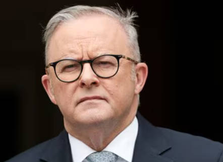 豪首相「All your account are belong to us」SNS禁止令で10代のアカ削除に「まだ行きてるぞ」の声