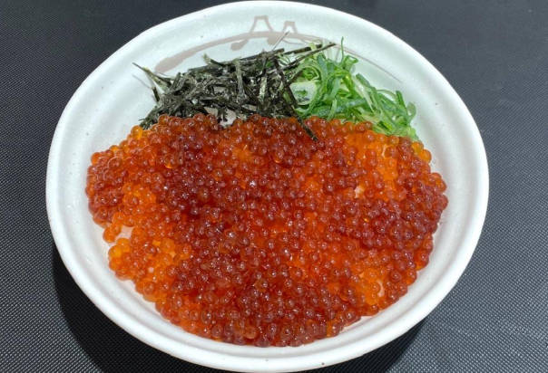 松屋のいくら丼1480円ww