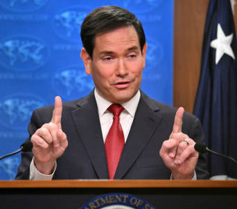 アメリカ国務省「日本は核武装に反対の国。核武装反対のリーダー。２本はアメリカの友達。」