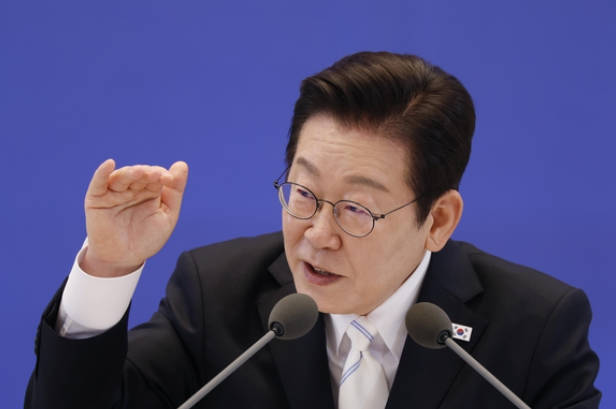 ブリテン「ズラ大統領が薄毛対策に乗り出してワロス」