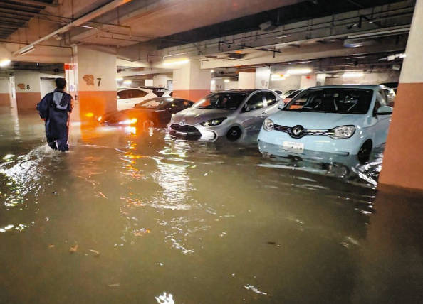 【くすの木パーキング】三重・四日市市の地下駐車場 冠水で274台被害　車の所有者に国が一定額支援へ