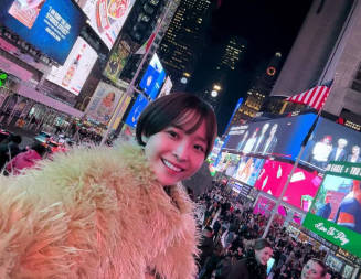 渡邊渚がNYへ「PTSDでも海外旅行には行ける」「日本にいる時より嫌な情報を目に入れなくて済むから精神的に良い」