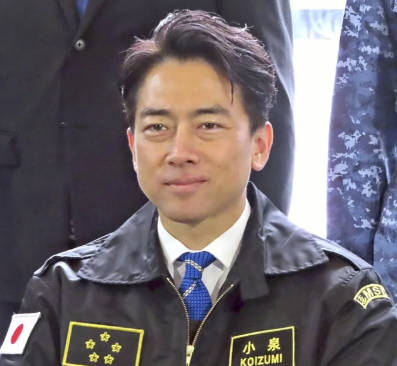 【おバ〇記者】小泉防衛大臣『特殊作戦軍、そこで私が見たものは、言えないことだらけです』→→ 東京新聞・望月記者『言えないことだらけということですが、それはどういう類いのものでしょうか』