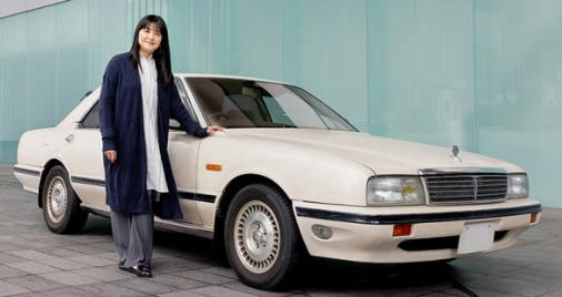 【技術の日産】4年前にフルレストした「伊藤かずえ」シーマ、エアサス故障で悲鳴🥲