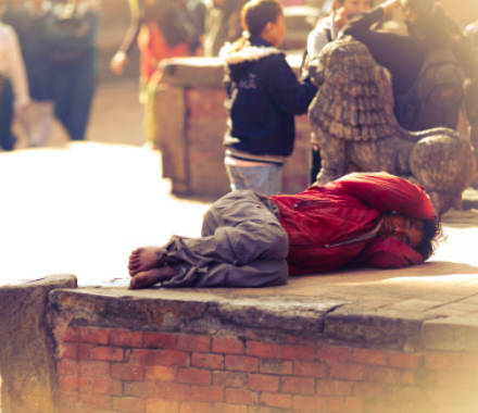 【悲報】中国でホームレスが過去最多の推定2410万人 5年で5.3倍に 6割以上が30代以下