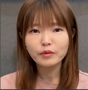 切り抜き失敗した大食い系女性YouTuber お前らのせいで神経性胃炎により倒れる