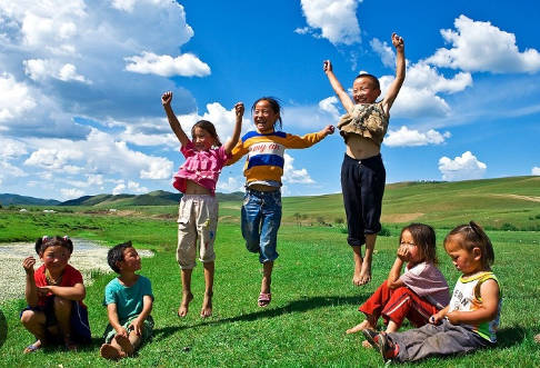 【悲報】X「子供のメリットってかわいいってことでしょ？犬で良くない？？」←親御さんブチギレ