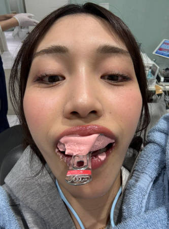 【悲報】大食いYouTuber女子、ノーカット動画のアップを要求したファンになぜかガチギレてしまう