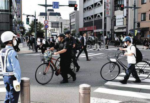 【5ch民】自転車は歩道を走ると罰金です。車道を走ってください←これｗｗ