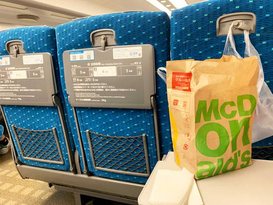 「新幹線でマクドナルド食べていい」派が7割だった…臭いから食うな派はノイジーマイノリティだった
