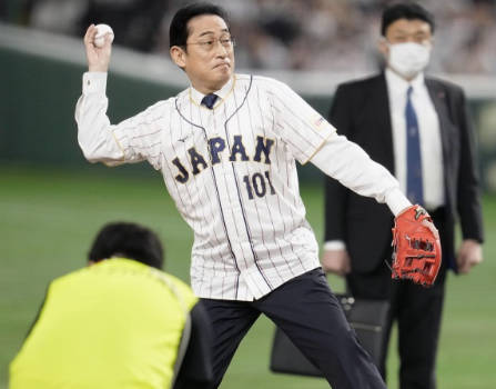 岸田文雄元首相　開成高時代に対戦した後の超高校級選手「隣の球場のマウンドくらいまで飛ばした」