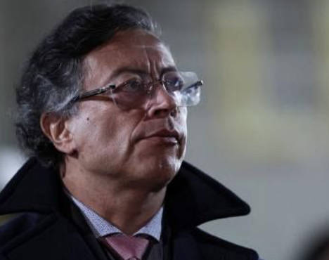 コロンビア・ペトロ大統領『ヘイ、トランプ　こいよオラ！！オラ！！』