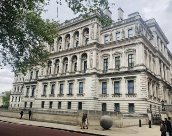 【英国外務省】『1月4日に北朝鮮が実施した弾道ミサイルの発射は、複数の国連安全保障理事会決議に違反した。英国は北朝鮮に対し、挑発行為をやめ、有意義な外交を行い、対話に戻るよう引き続き促しています』