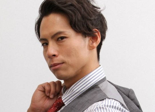 筋肉弁護士とは何者なのか？日本保守党を元党員が刑事告発、担当弁護士が記者会見も翌日謝罪動画