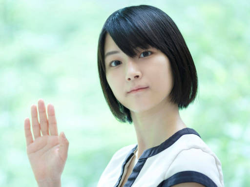 YouTuber「散歩するアンドロイド」のSAORIさん、ギリシャで彼氏との同棲を公表しフォロワー4千人減